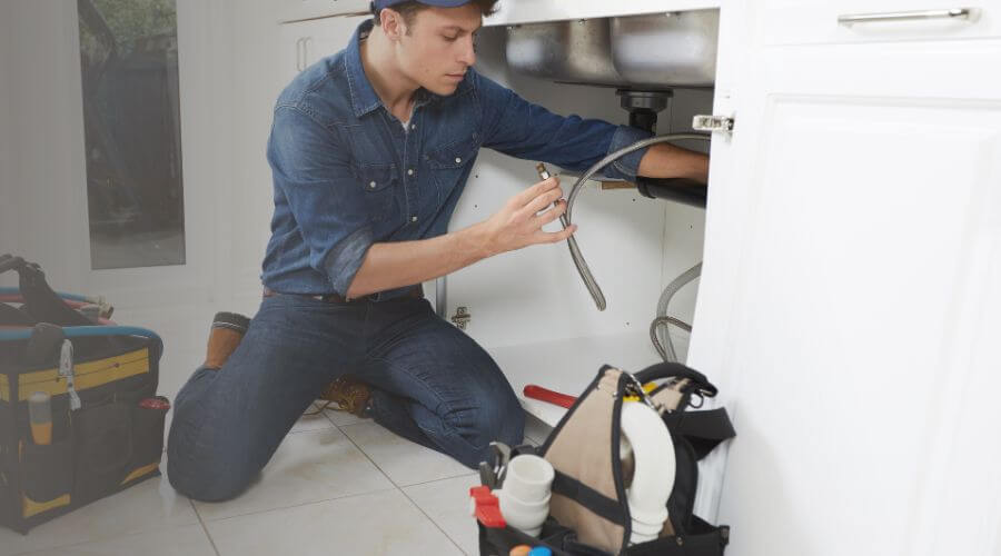 Professional emergency plumbing in Almyra, AR